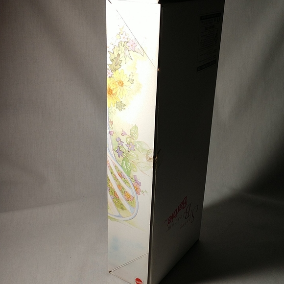 Vintage Avon Barbie 1995 Spring Blossom Barbie Doll - Picture 5 of 11